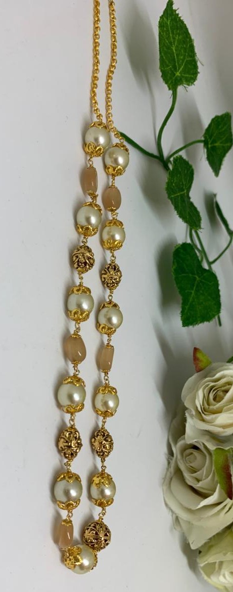 beads necklace